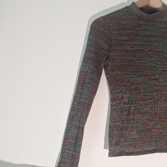 Forever 21 Metallic Shimmer Gold Sparkle Sweater - Picture 4 of 9